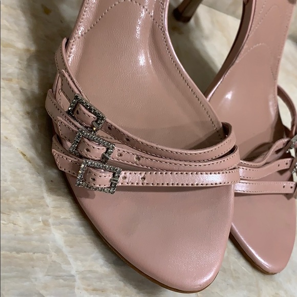 Shoe - Picture 8 of 8